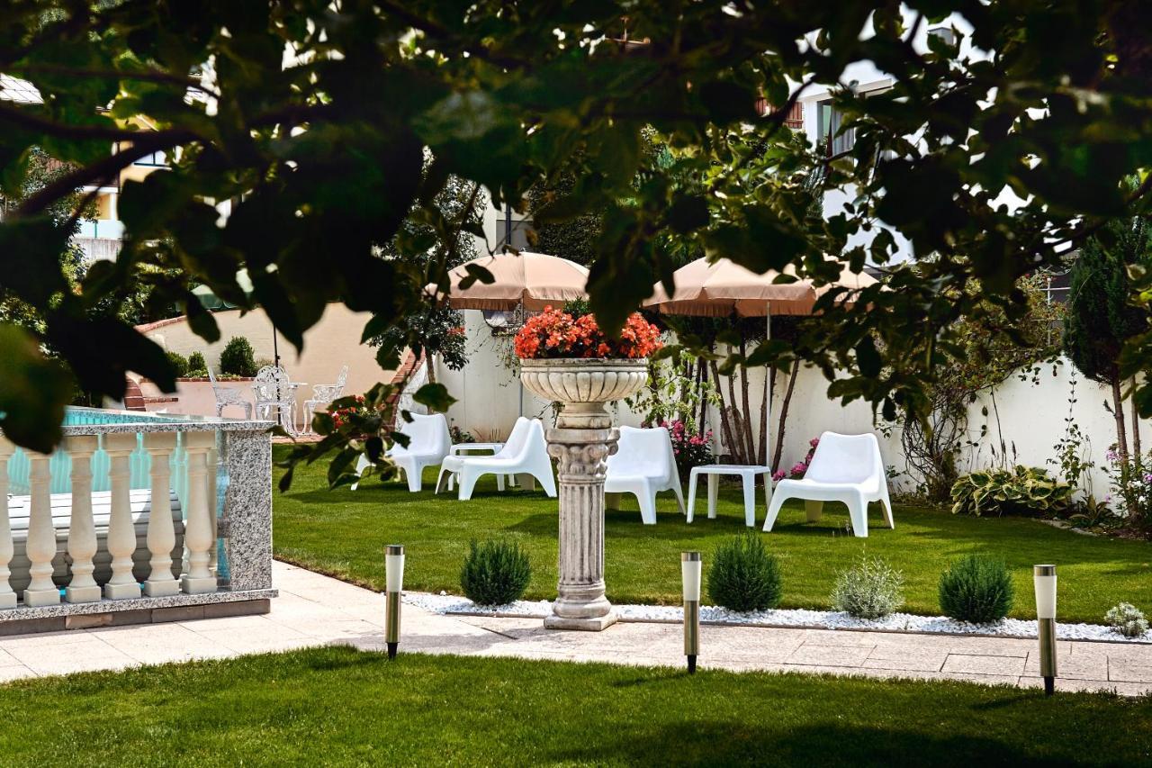 Hotel Garni Tannenhof Flachau Bagian luar foto