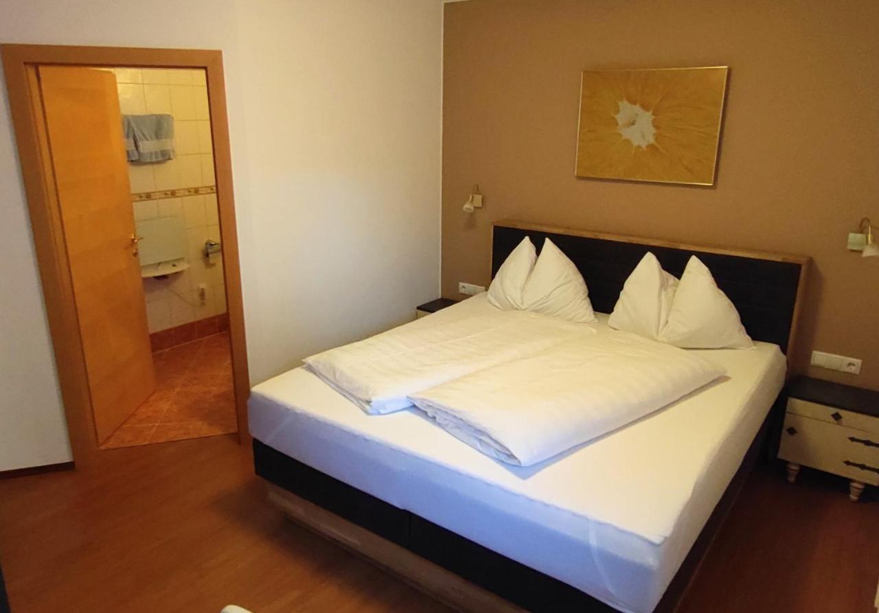 Hotel Garni Tannenhof Flachau Bagian luar foto