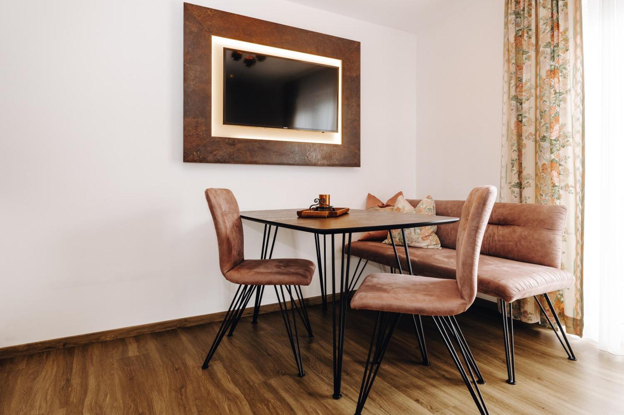 Hotel Garni Tannenhof Flachau Bagian luar foto