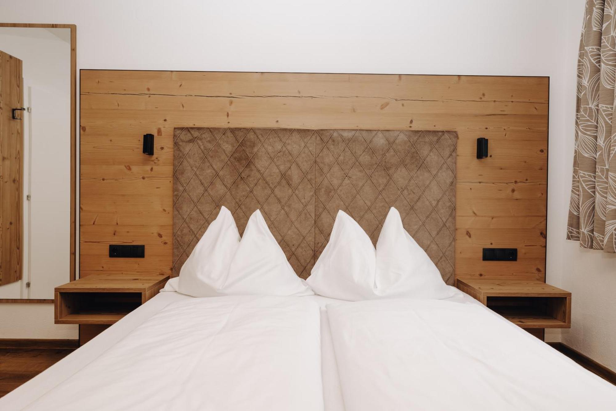Hotel Garni Tannenhof Flachau Bagian luar foto